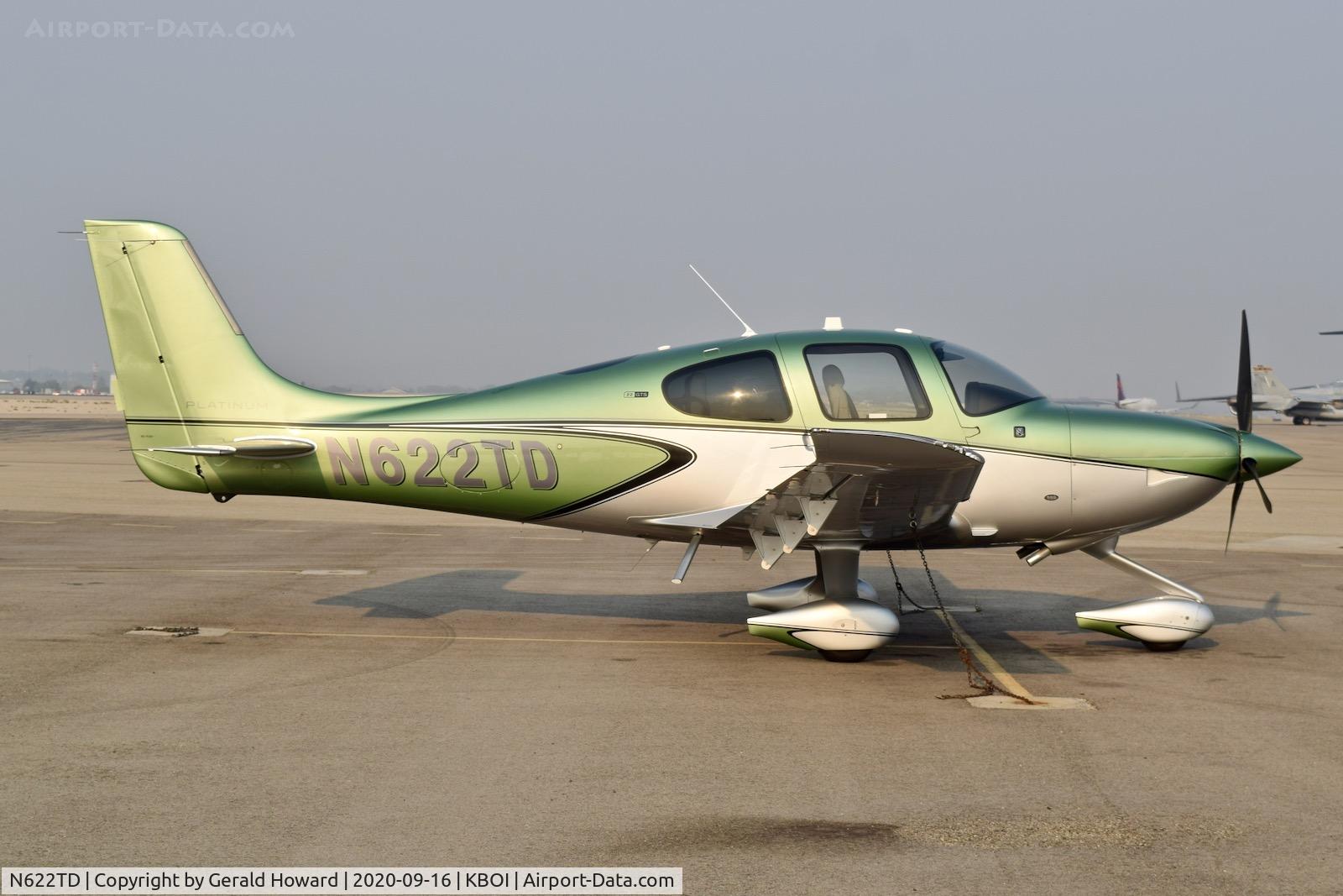 N622TD, 2020 Cirrus SR22 C/N 4909, Parked on north GA ramp.