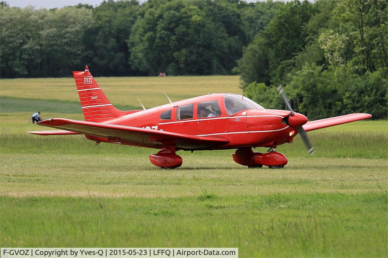 F-GVOZ, Piper PA-28-181 Archer C/N 2890061, Piper PA-28-181 Archer, Landing rwy 10, La Ferté-Alais (LFFQ) during Air show 2015