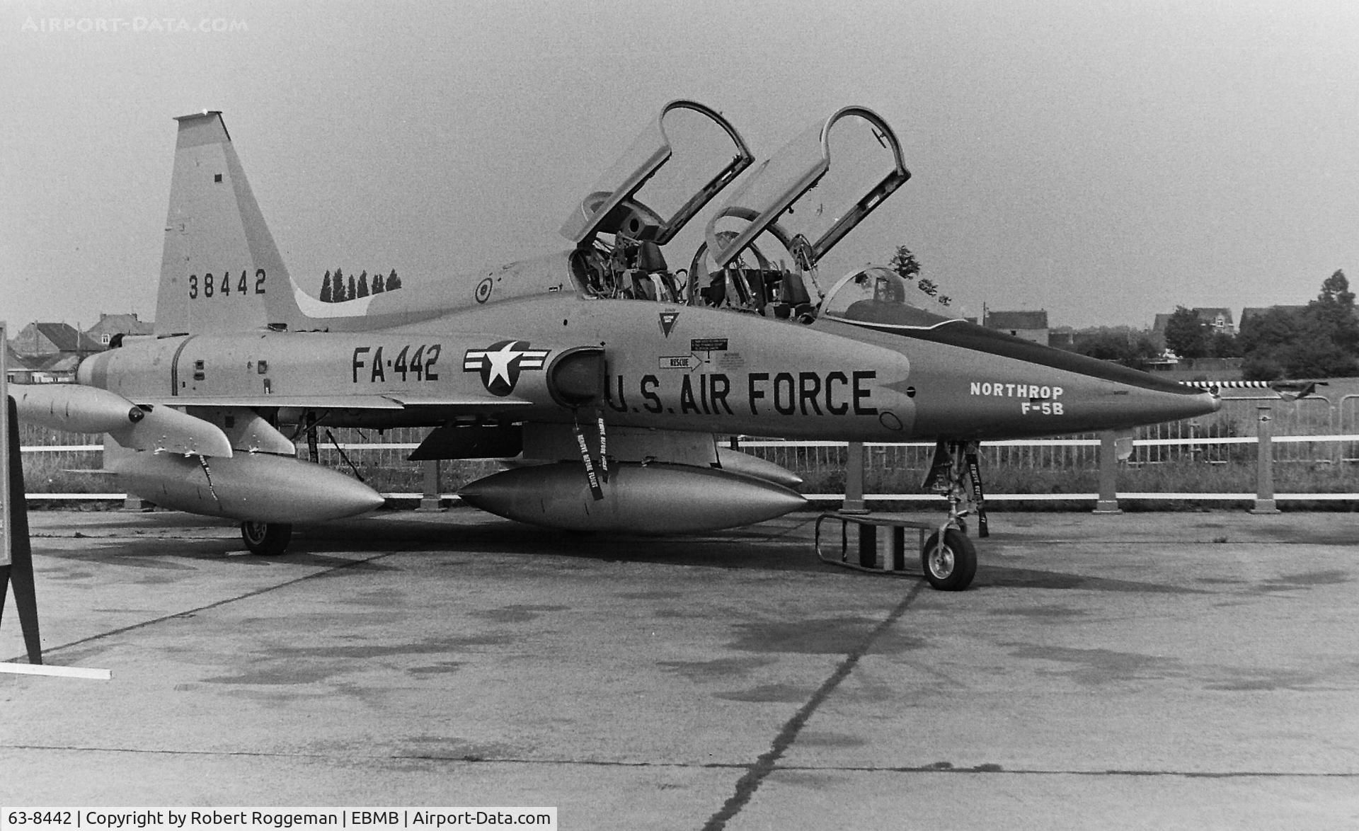 63-8442, 1963 Northrop F-5B C/N N.8005, OPEN DAY.