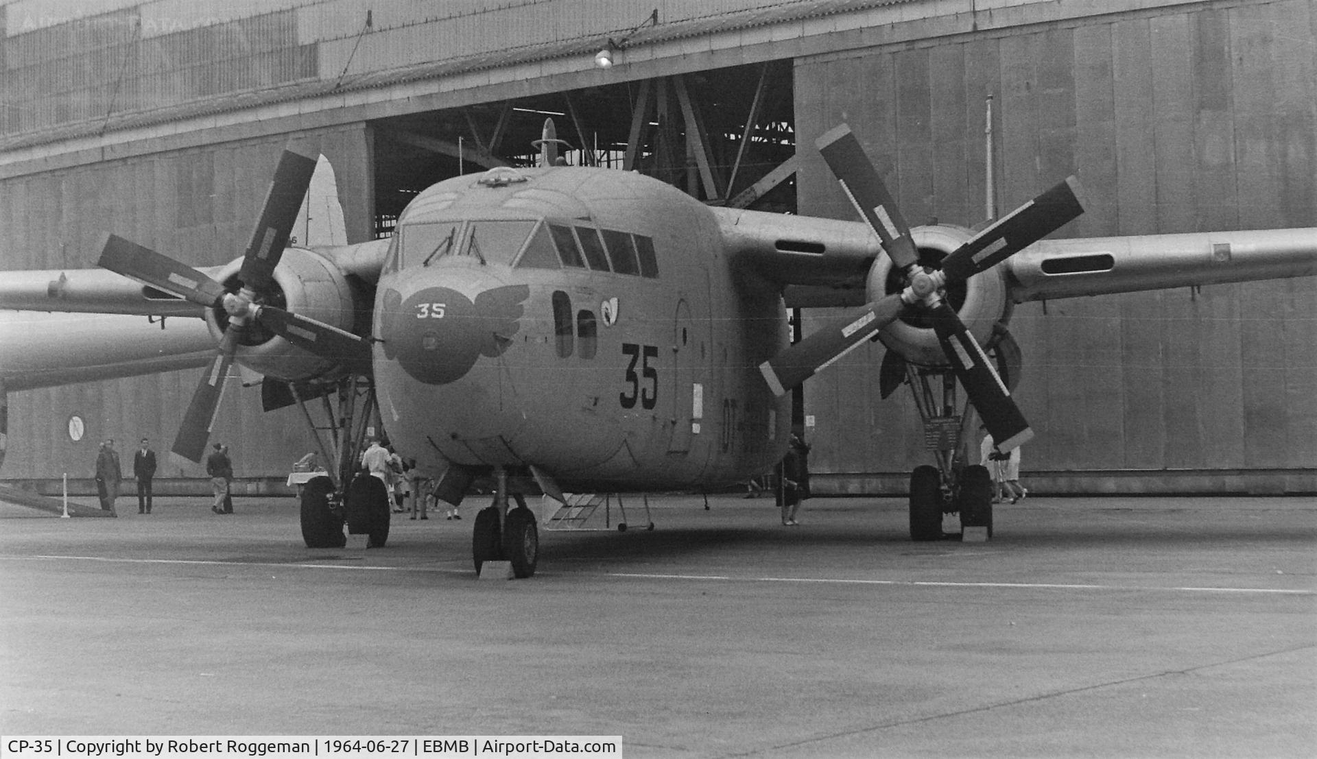 CP-35, 1954 Fairchild C-119G C/N 52-6052, OT-CBO.OPEN DAY.15 Th WING.