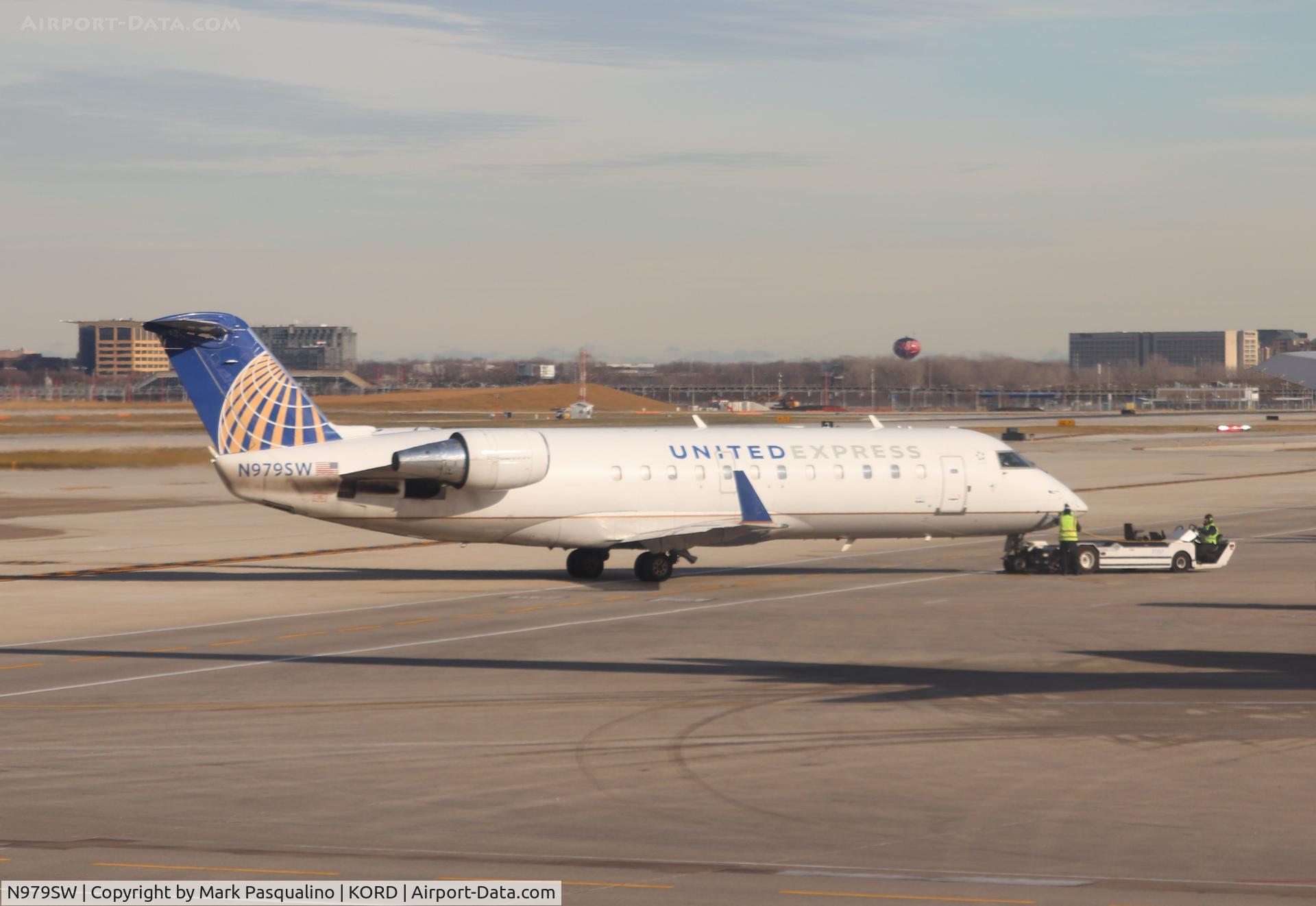 N979SW, 2004 Bombardier CRJ-200ER (CL-600-2B19) C/N 7954, CL-600-2B19