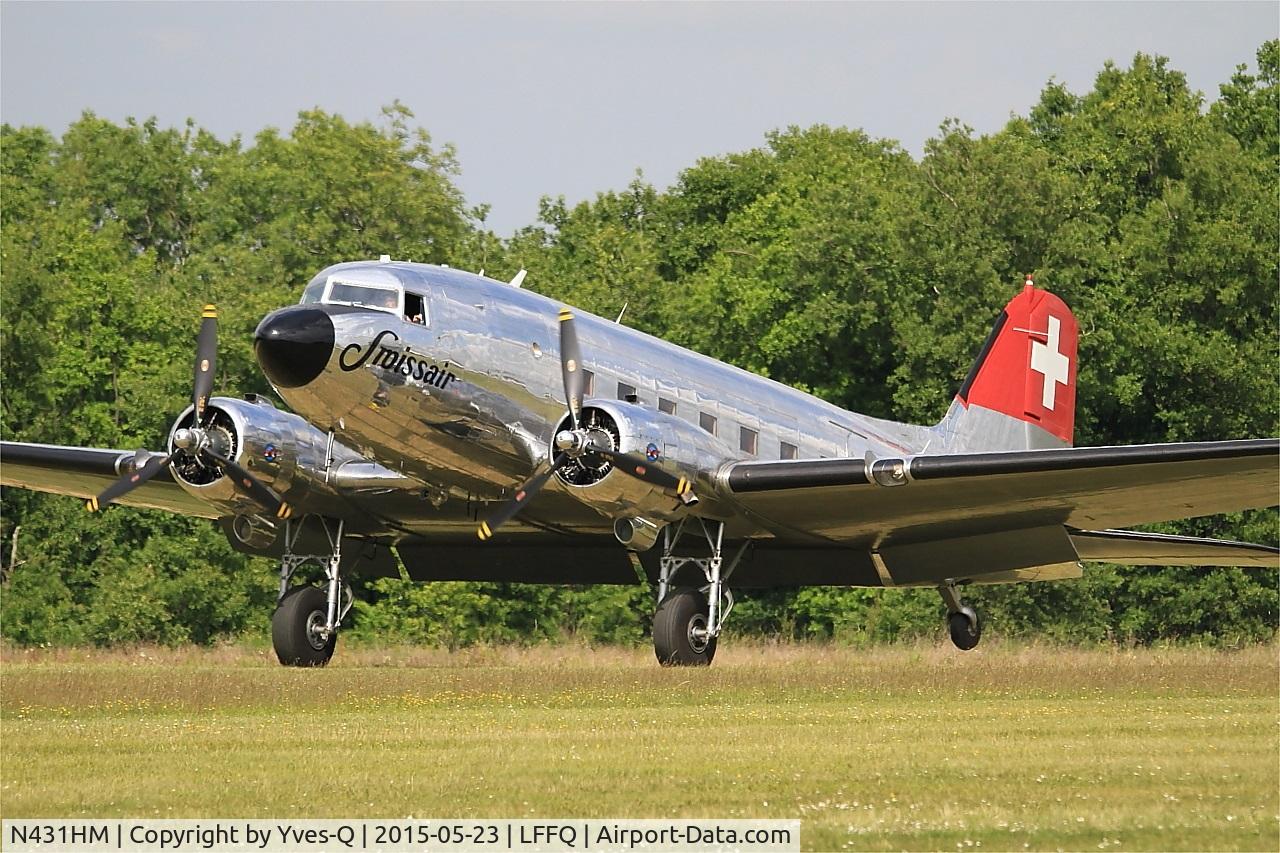 N431HM, 1943 Douglas DC-3C-S1C3G (C-47A) C/N 9995, Douglas DC3C-S1C3G, Landing, La Ferté-Alais airfield (LFFQ) Airshow 2015