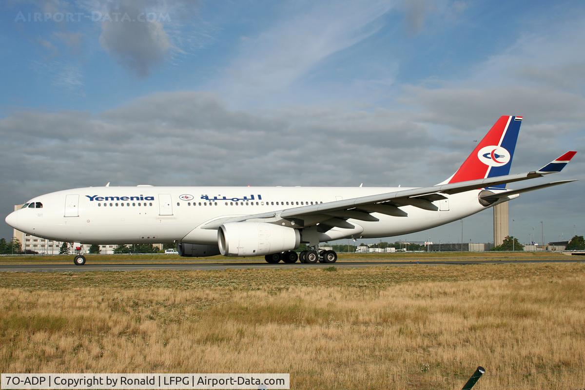7O-ADP, 2004 Airbus A330-243 C/N 625, at cdg