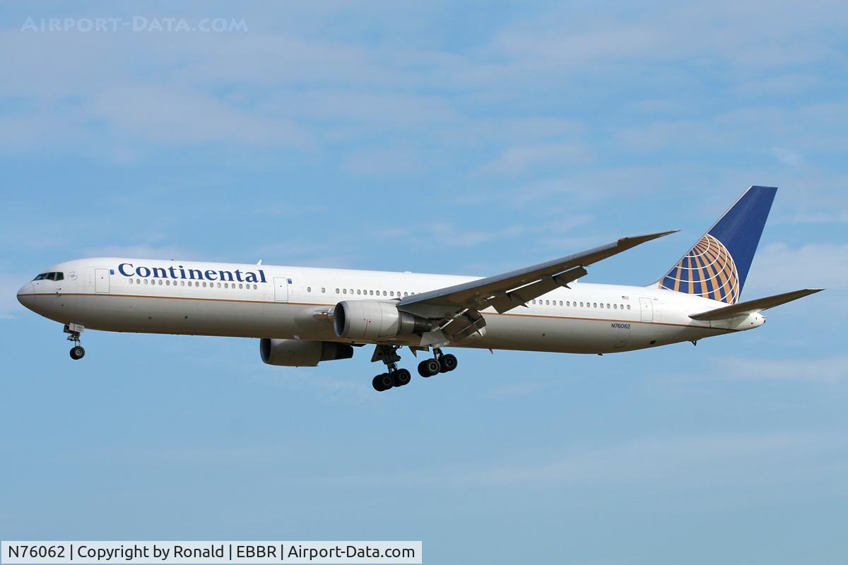 N76062, 2002 Boeing 767-424/ER C/N 29457, at bru