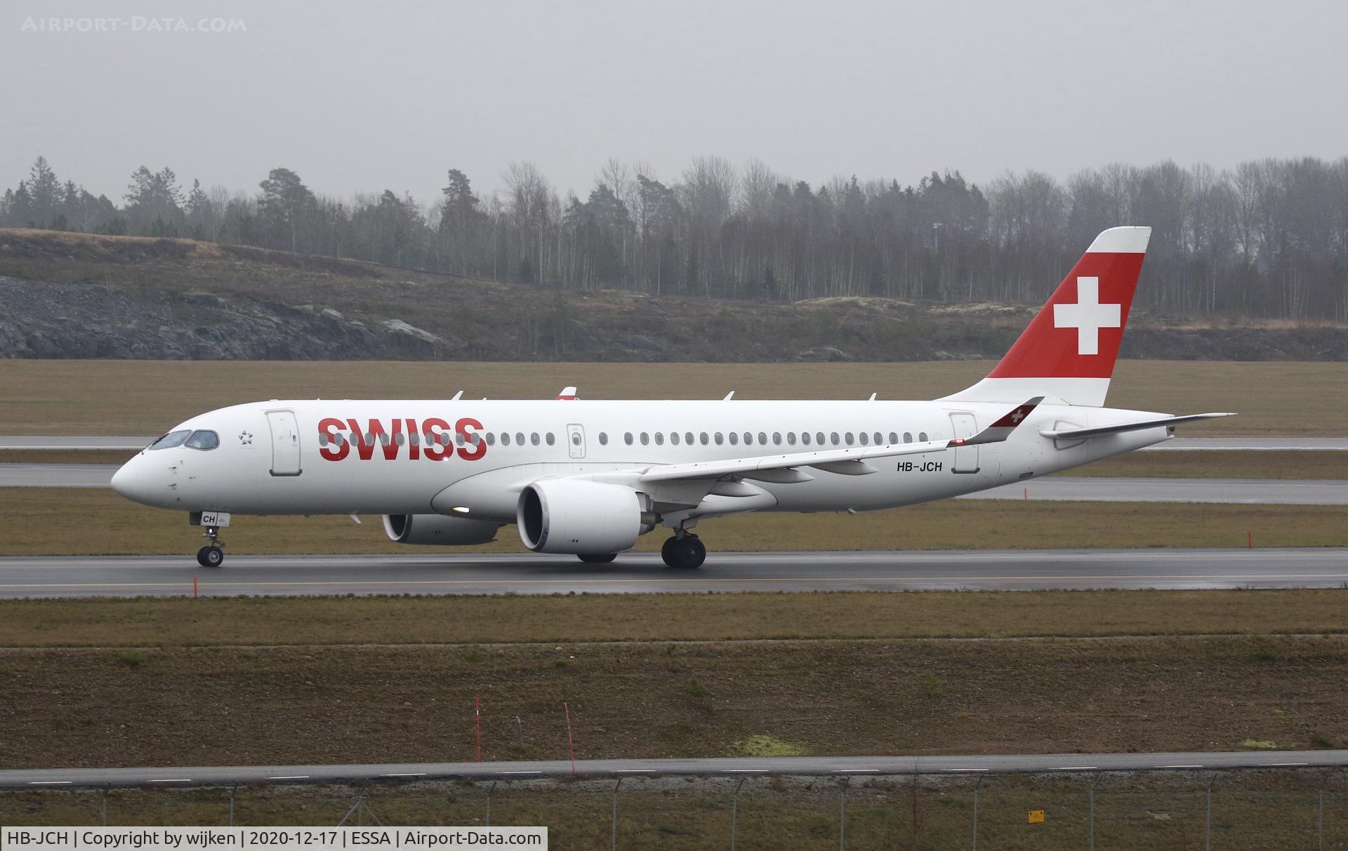 HB-JCH, 2018 Bombardier CSeries CS300 (BD-500-1A11) C/N 55021, Taxiway W