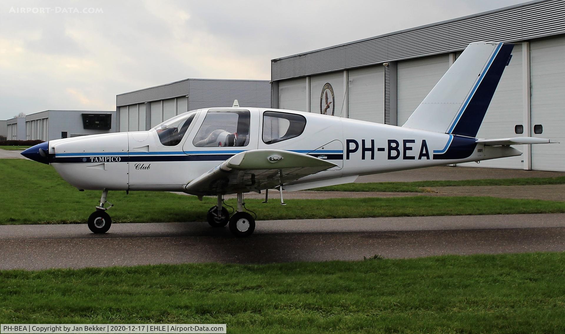PH-BEA, Socata TB-9 Tampico Club C/N 1130, Lelystad Airport