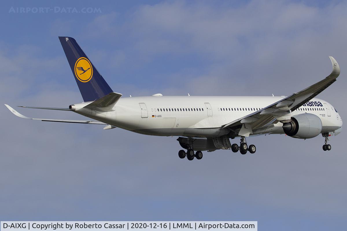 D-AIXG, 2017 Airbus A350-941 C/N 174, Runway 13