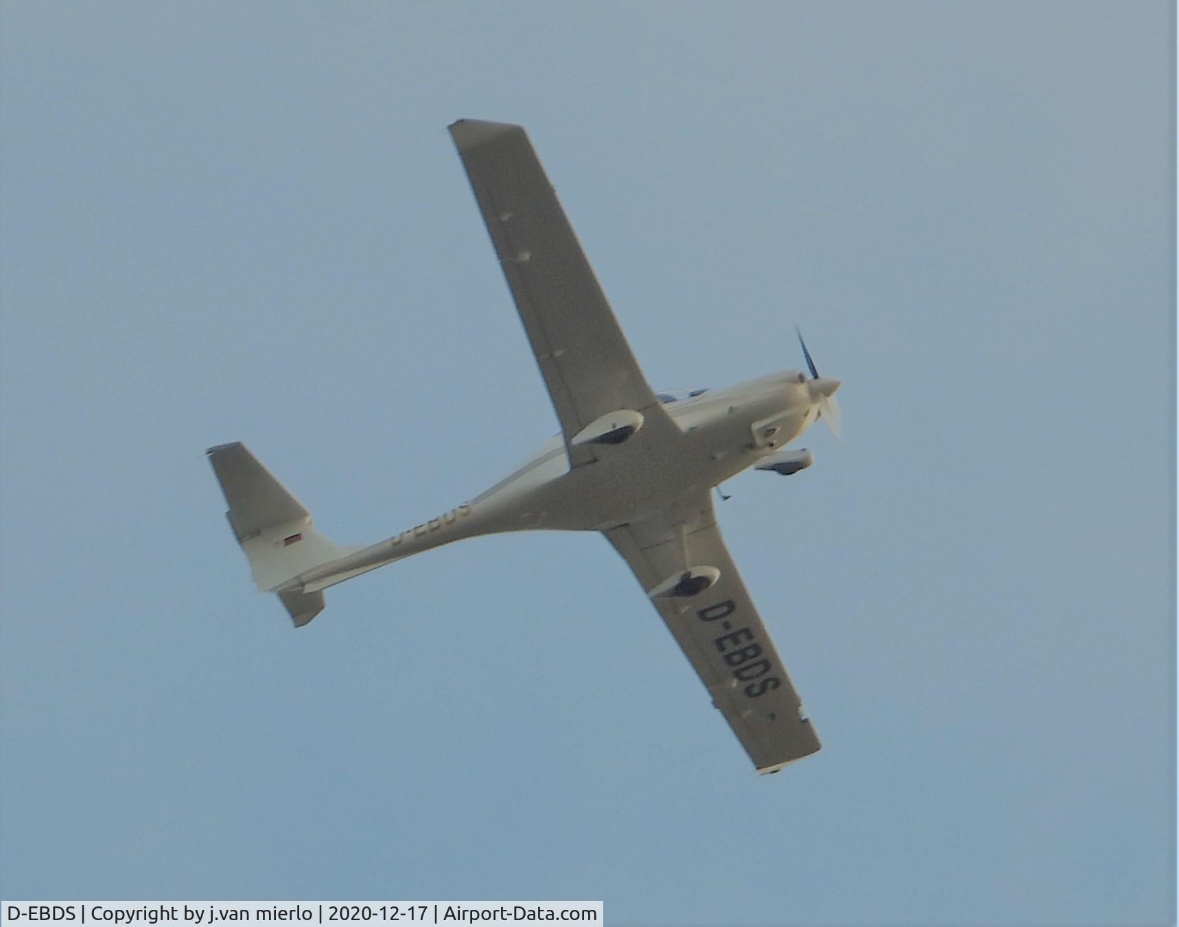 D-EBDS, 2002 Diamond DA-40 Diamond Star C/N 40.247, Over Ghent, Belgium