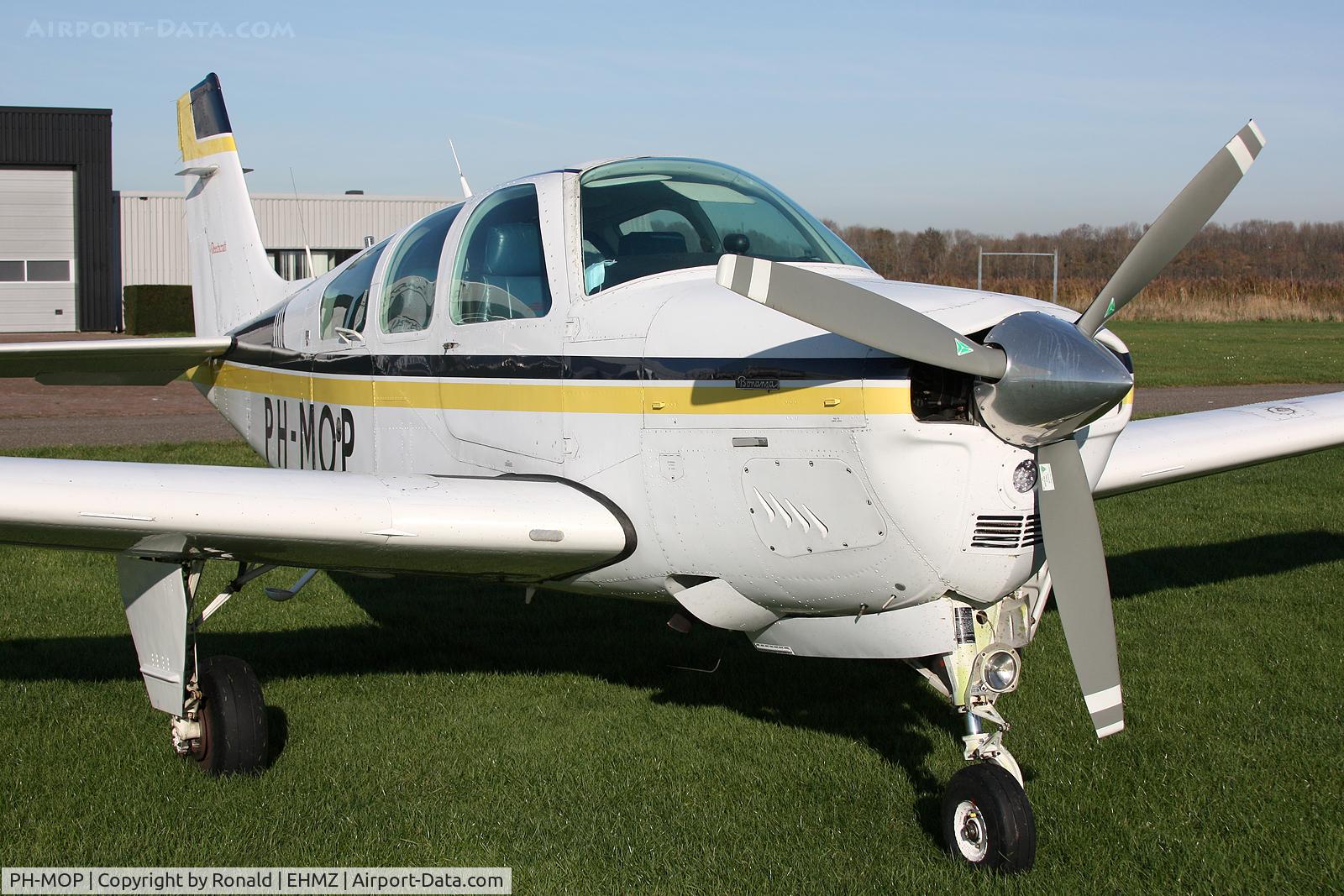 PH-MOP, 1987 Beech F33A Bonanza C/N CE-1169, at ehmz