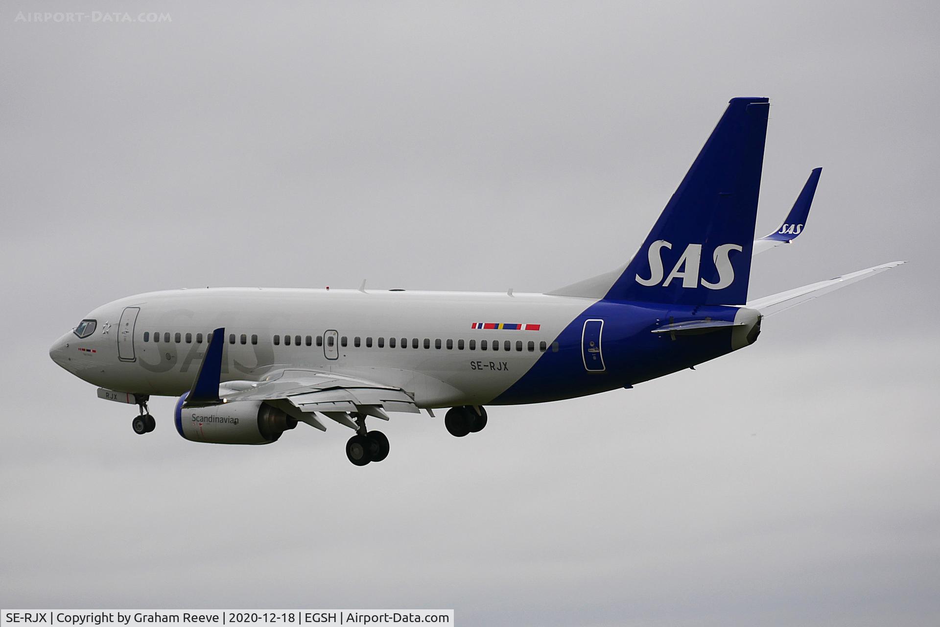 SE-RJX, 2007 Boeing 737-76N C/N 34754, Landing at Norwich.
