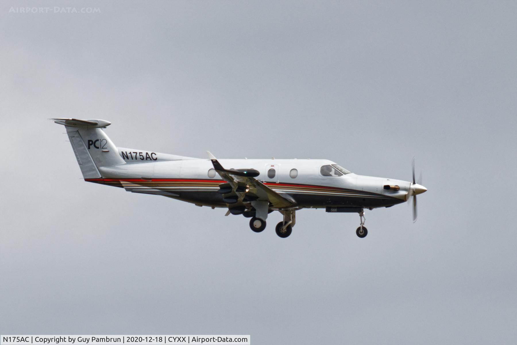 N175AC, 2004 Pilatus PC-12/45 C/N 566, Landing on 19