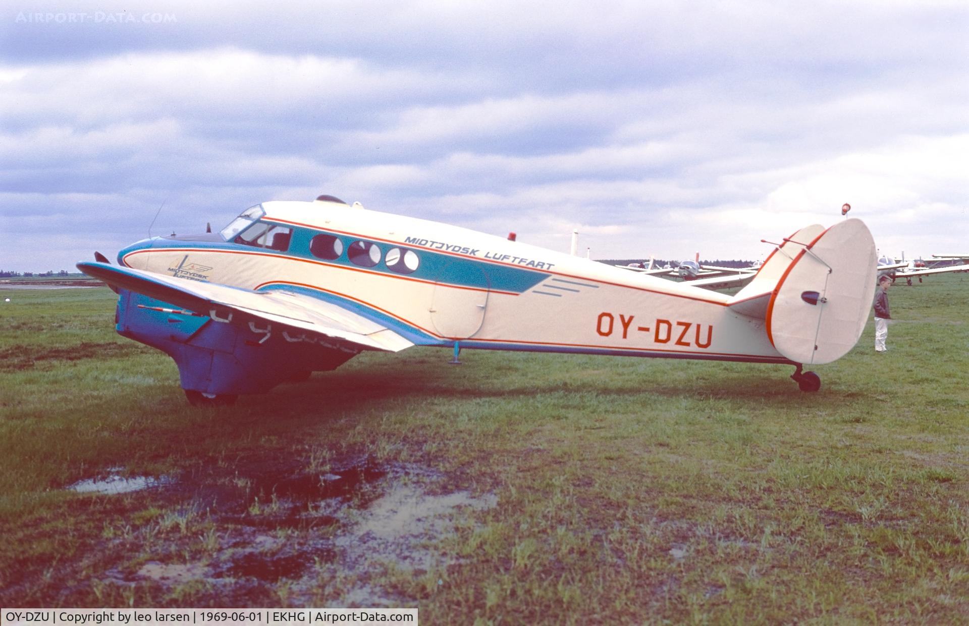 OY-DZU, 1948 SAI KZ-4  U-1 C/N 70, Herning 1.6.1969