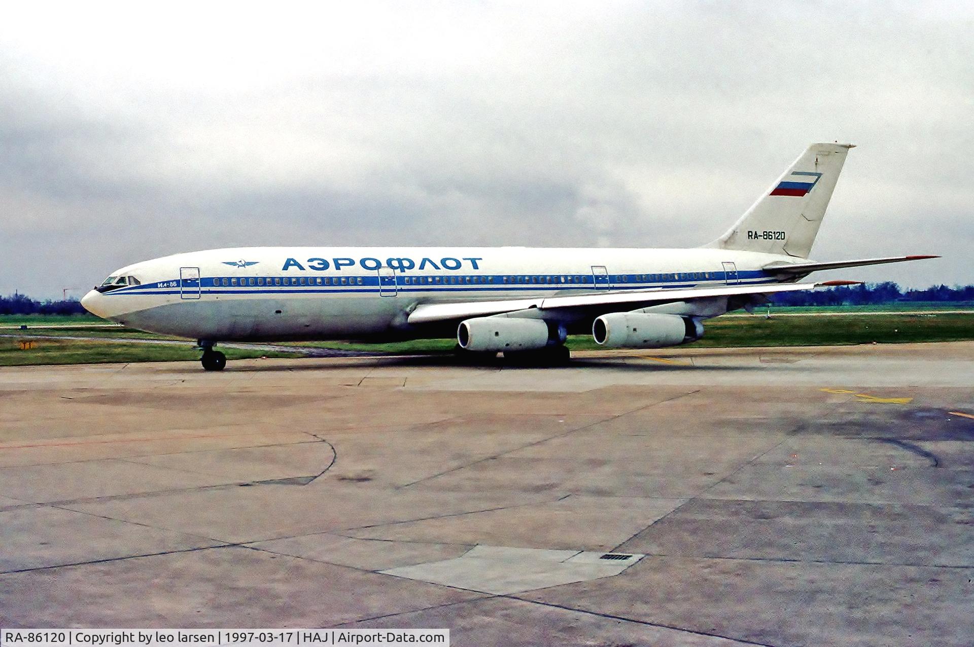 RA-86120, 1989 Ilyushin IL-86 C/N 51483209088, Hannover 17.3.1997