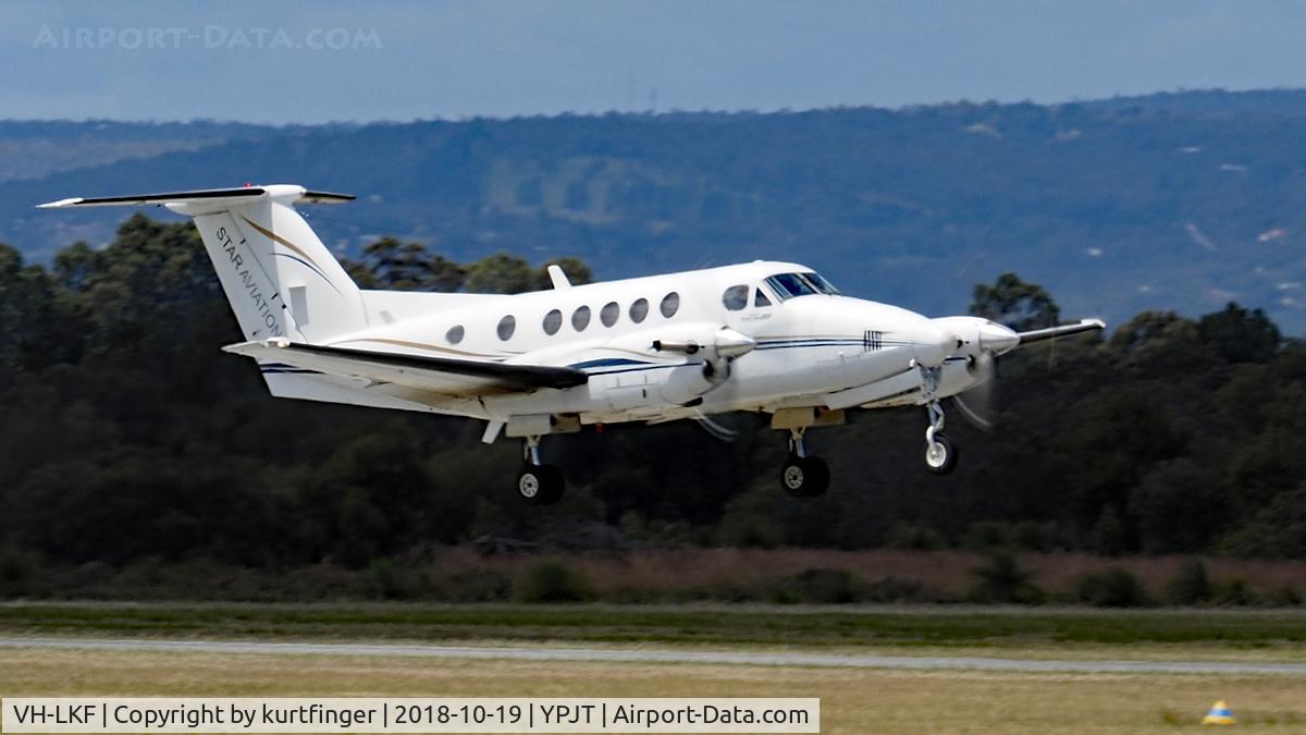 VH-LKF, 1980 Beech 200 C/N BB-660, Beech 200. Star Aviation VH-LKF YPJT 19 October 2018