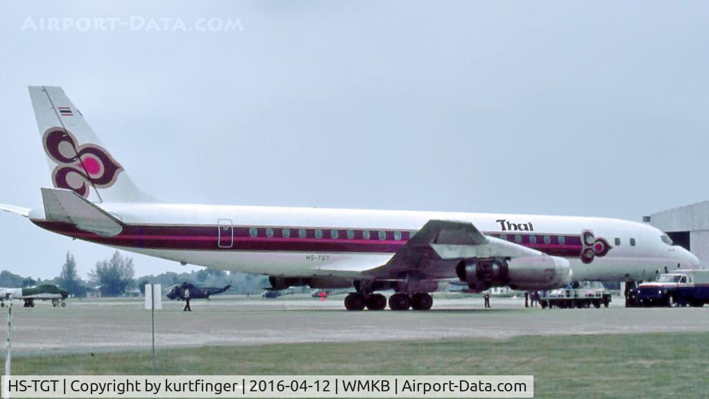 HS-TGT, 1960 Douglas DC-8-33 C/N 45384, Douglas DC-8-33 msn 45384 ln 50. HS-TGT Thai International Butterworth 1975.