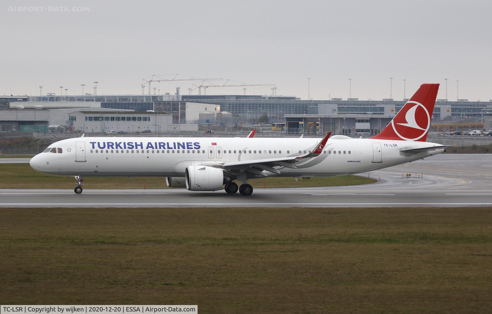 TC-LSR, 2020 Airbus A321-271NX C/N 9138, RWY 19L