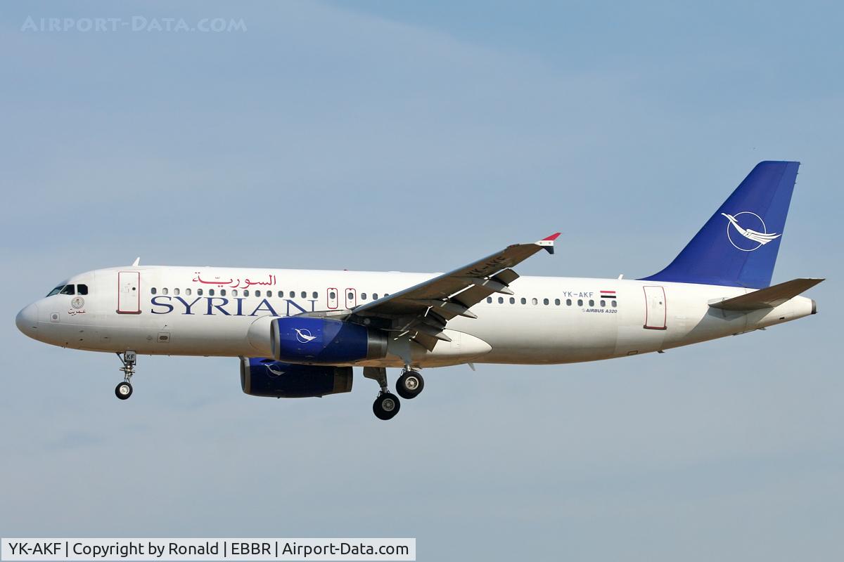YK-AKF, 1999 Airbus A320-232 C/N 1117, at bru