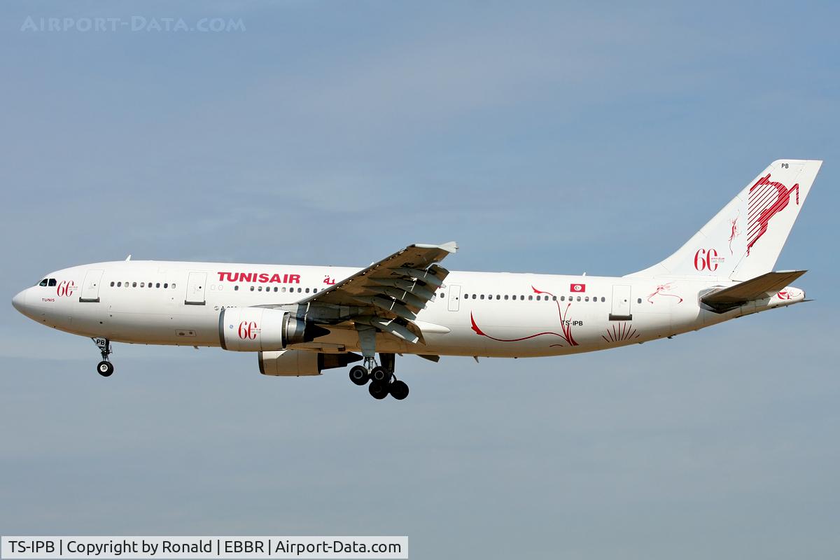 TS-IPB, 1990 Airbus A300B4-605R C/N 563, at bru