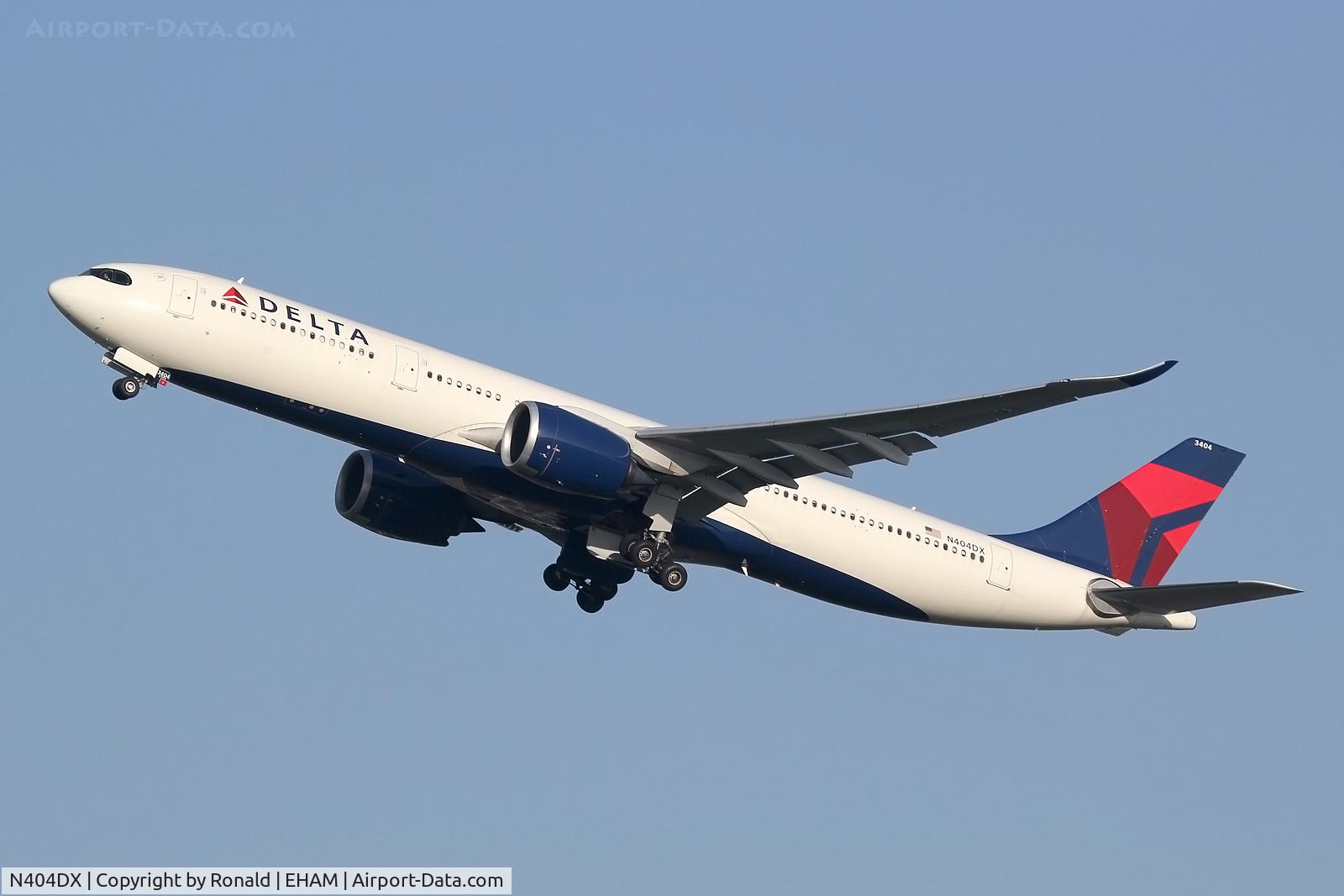 N404DX, 2019 Airbus A330-941 C/N 1935, at spl