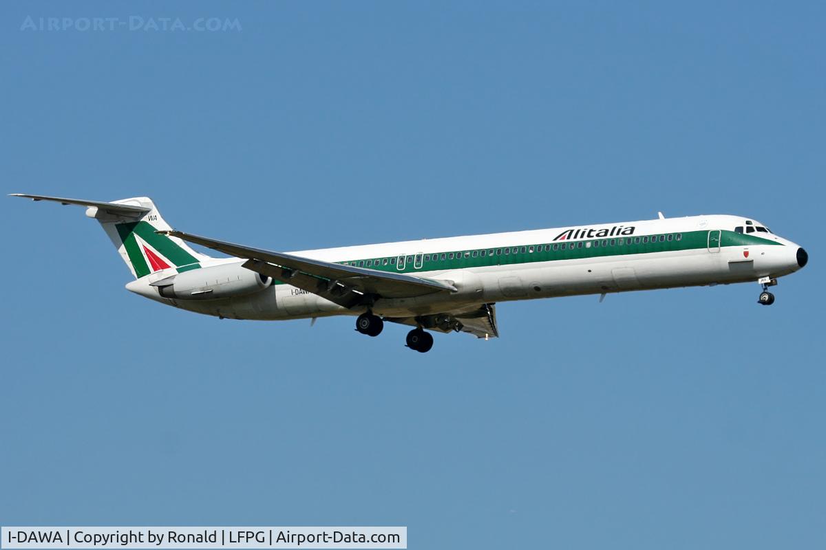 I-DAWA, 1983 McDonnell Douglas MD-82 (DC-9-82) C/N 49192/1126, at cdg