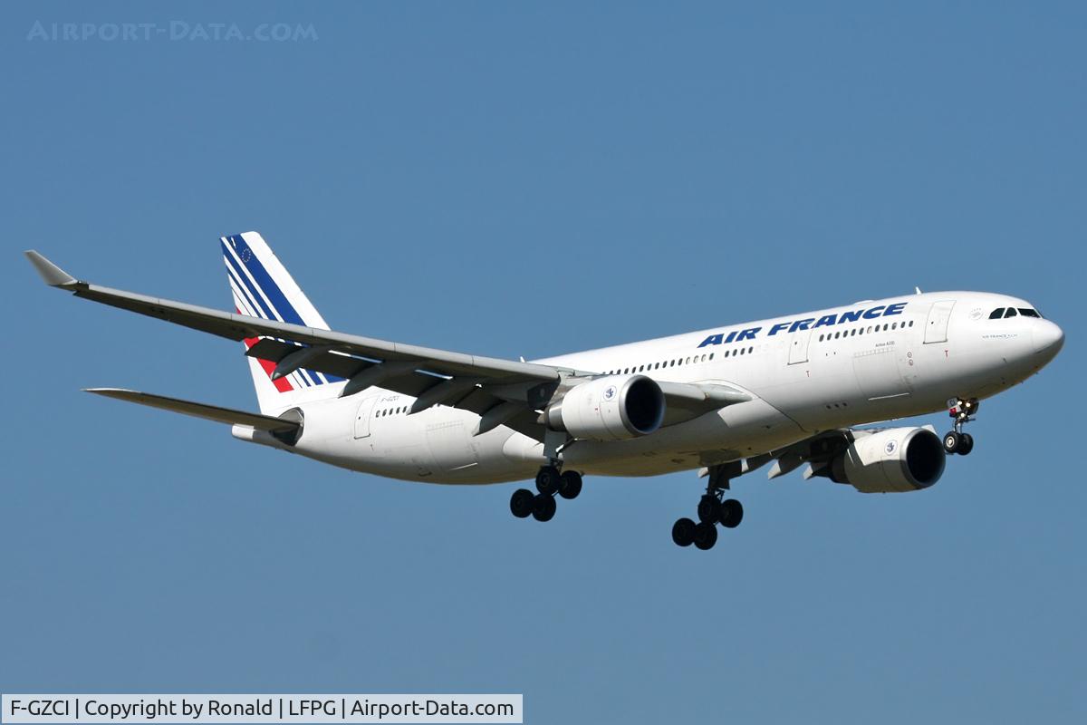 F-GZCI, 2002 Airbus A330-203 C/N 502, at cdg
