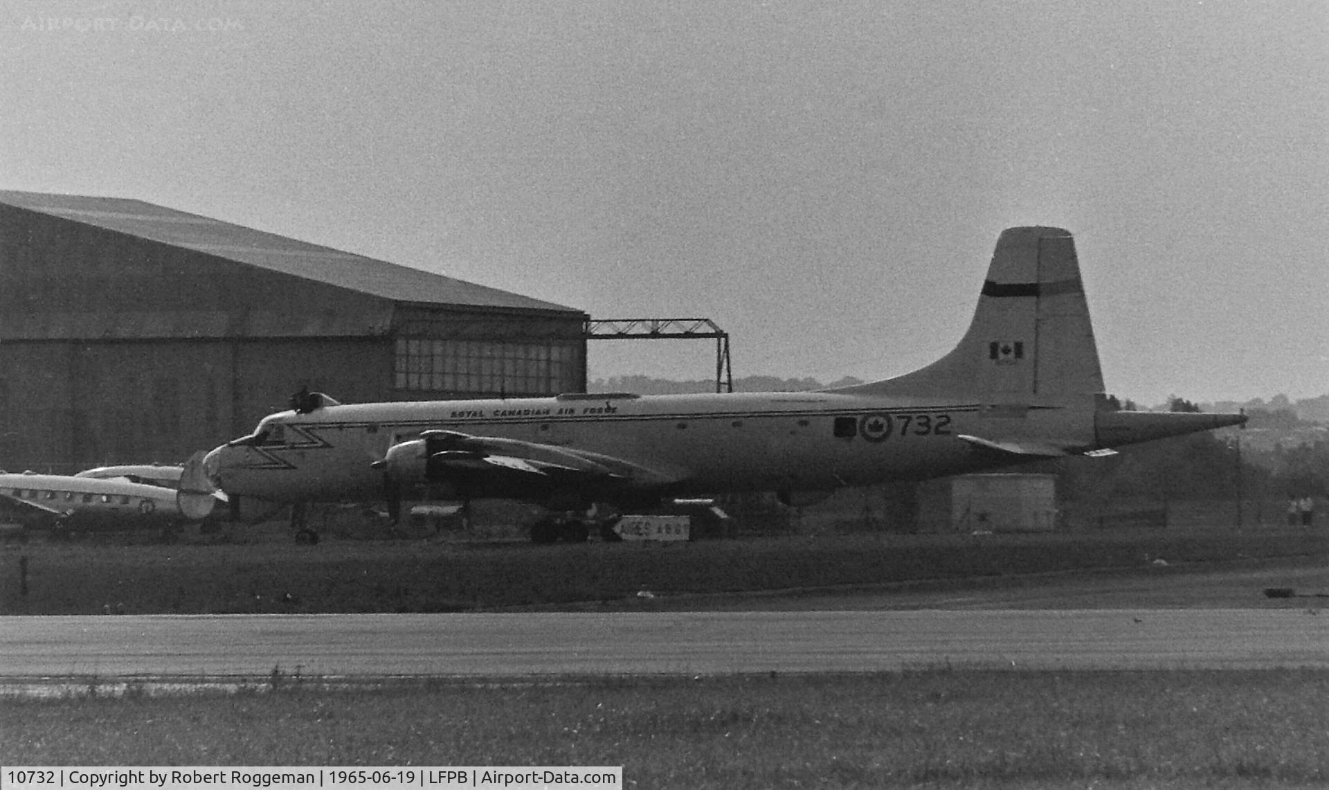 10732, Canadair CP-107 Argus 2 (CL-28-2) C/N 23, PARIS AIRSHOW.RCAF.ARGUS.