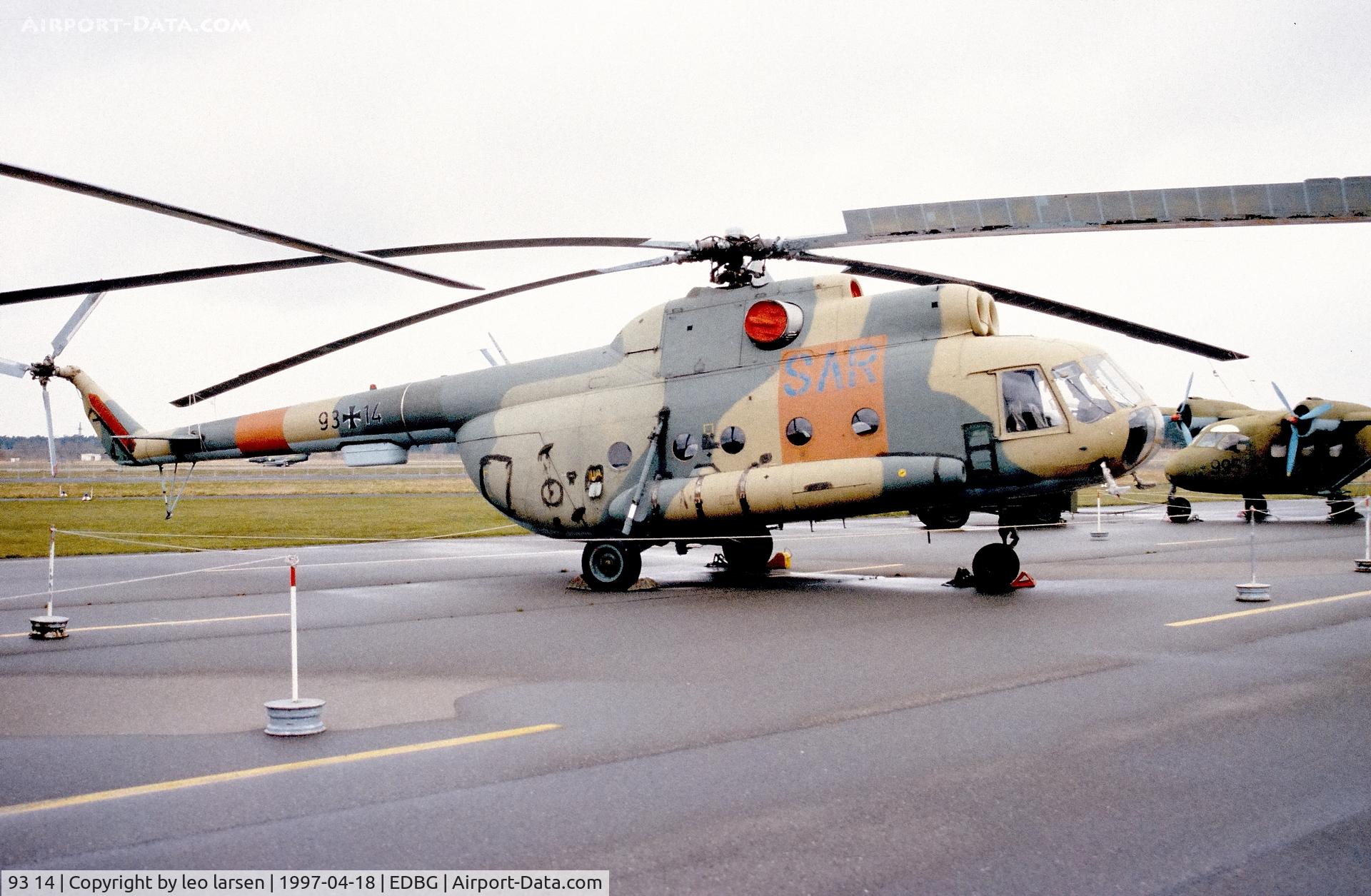 93 14, Mil Mi-8T Hip C/N 10543, Berlin Gatow Museum 18.4.1997