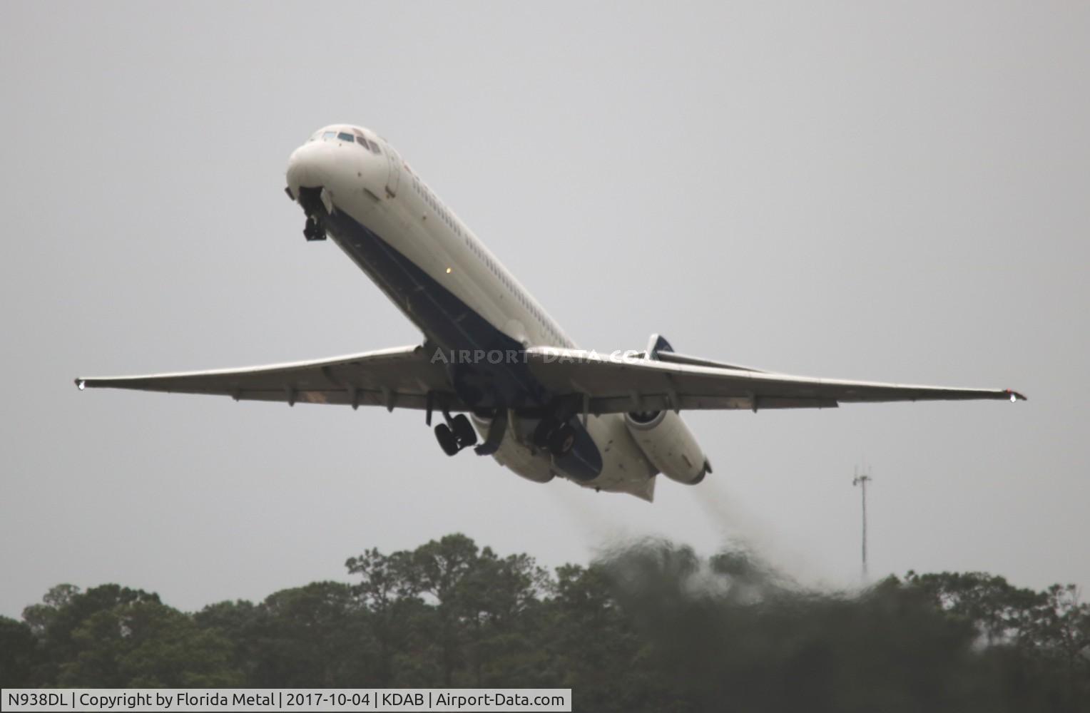 N938DL, 1989 McDonnell Douglas MD-88 C/N 49811, DAB spotting 2017