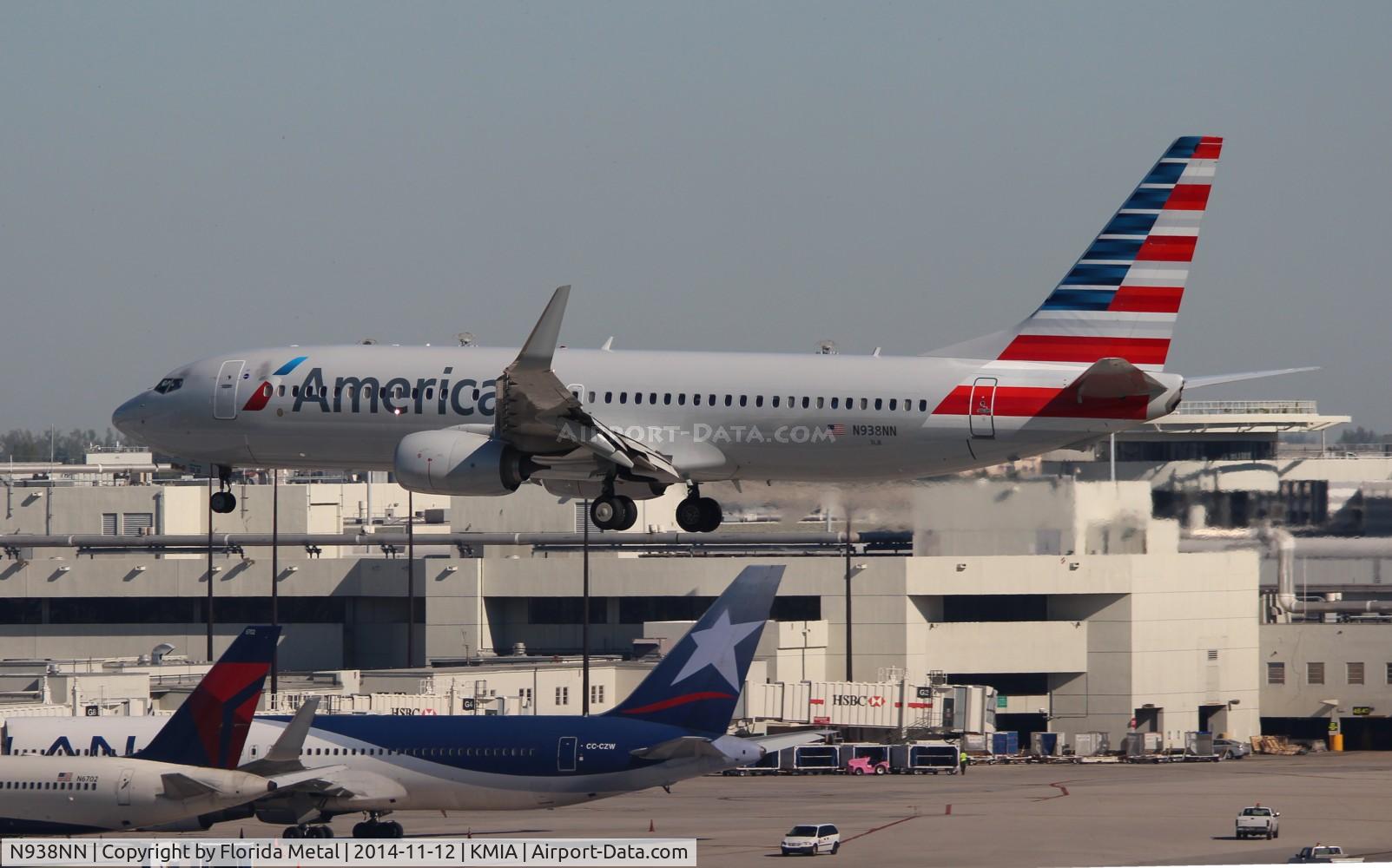 N938NN, 2013 Boeing 737-823 C/N 33490, MIA spotting 2014