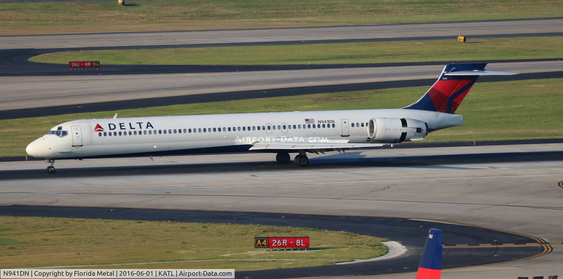 N941DN, 1997 McDonnell Douglas MD-90-30 C/N 53555, ATL spotting 2016