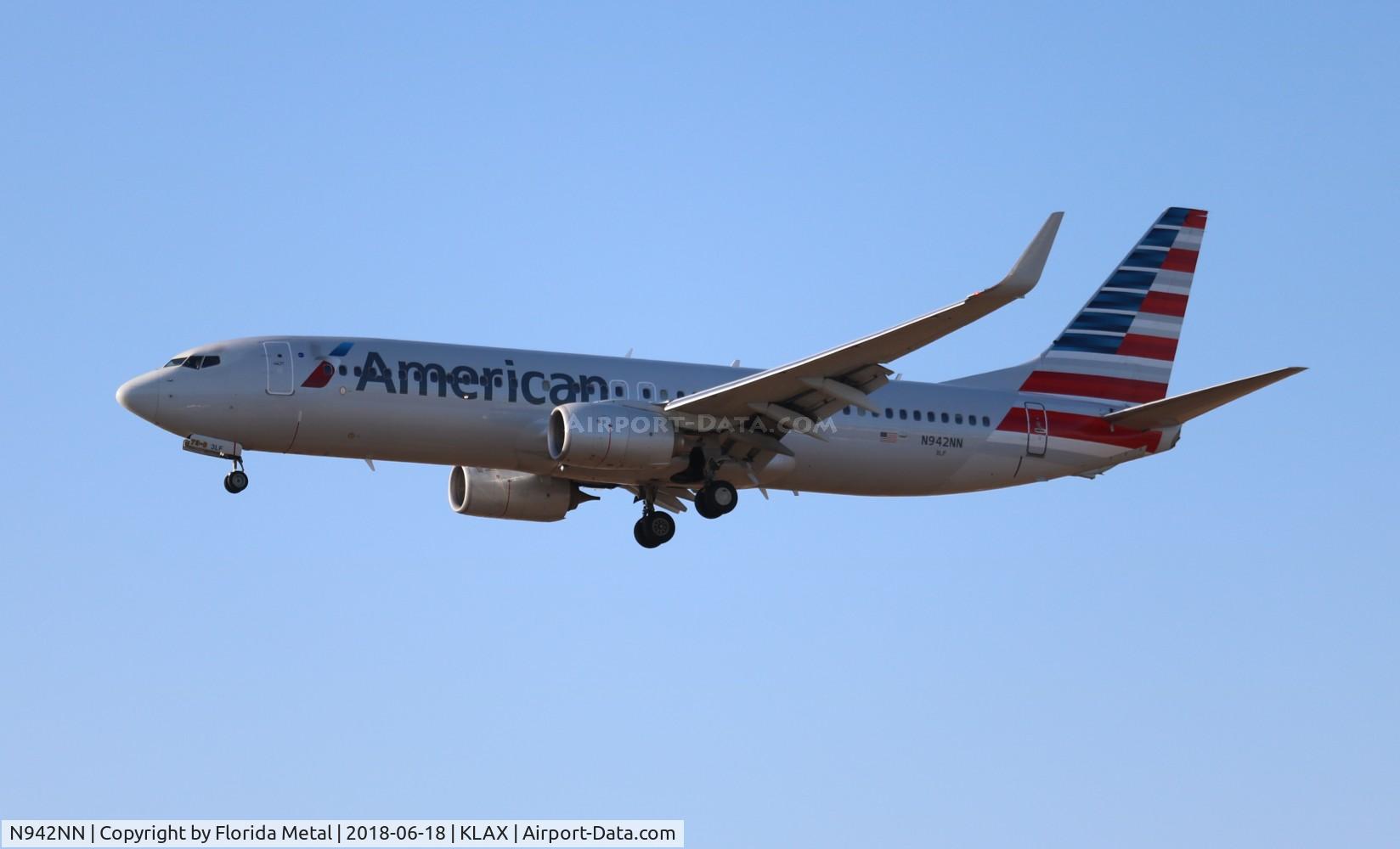 N942NN, 2013 Boeing 737-823 C/N 33492, LAX spotting 2018