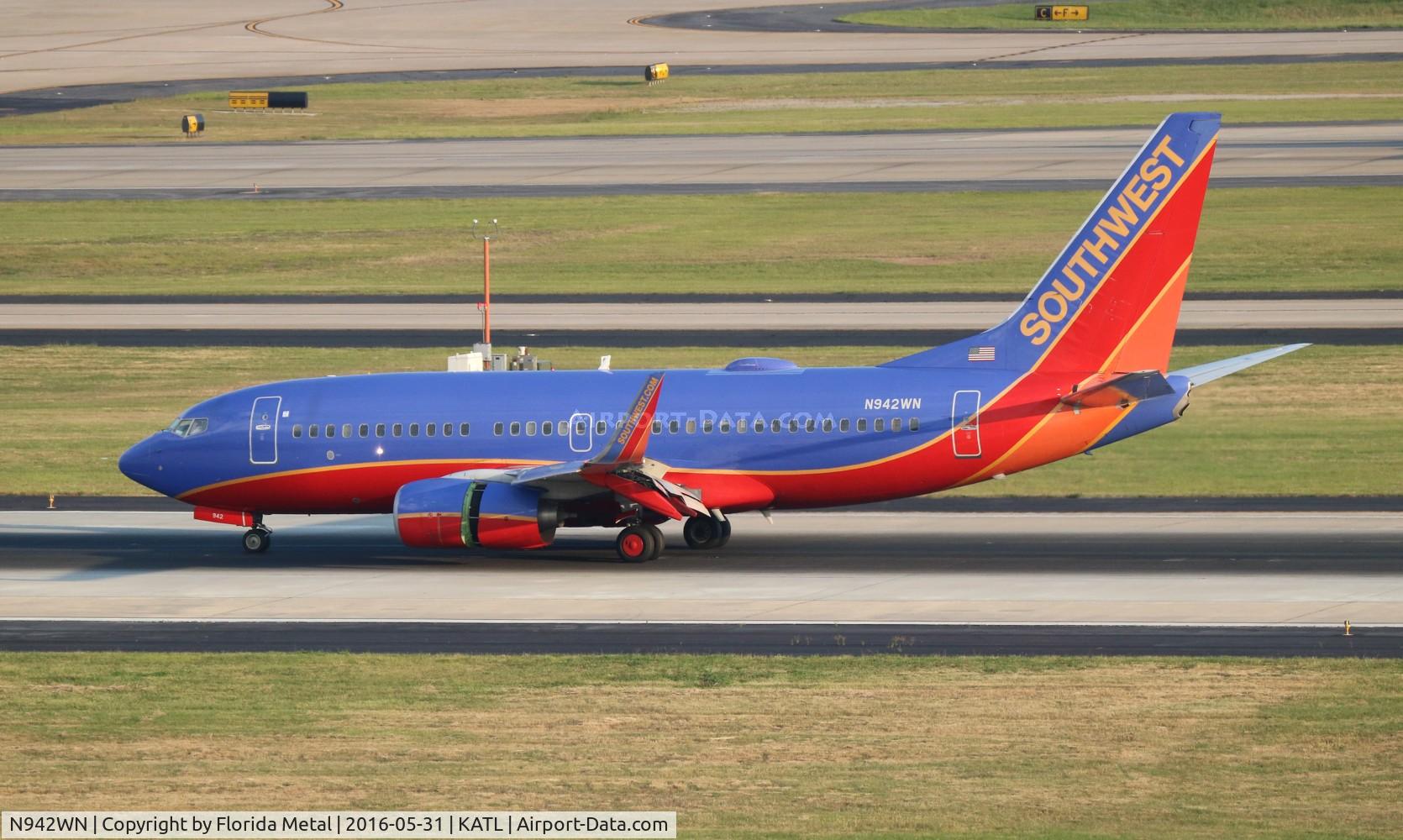 N942WN, 2009 Boeing 737-7H4 C/N 36648, ATL spotting 2016