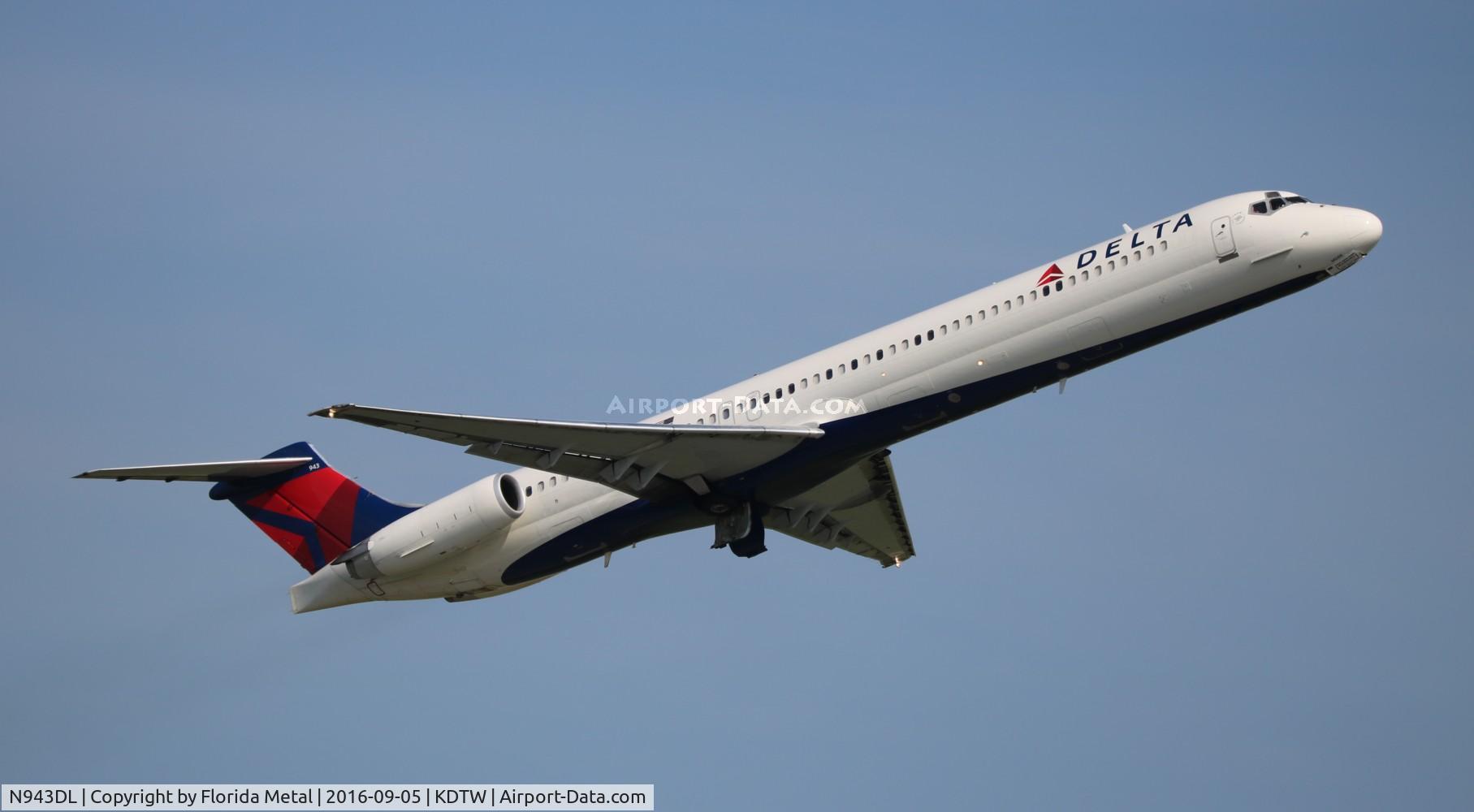 N943DL, 1989 McDonnell Douglas MD-88 C/N 49816, DTW spotting 2016