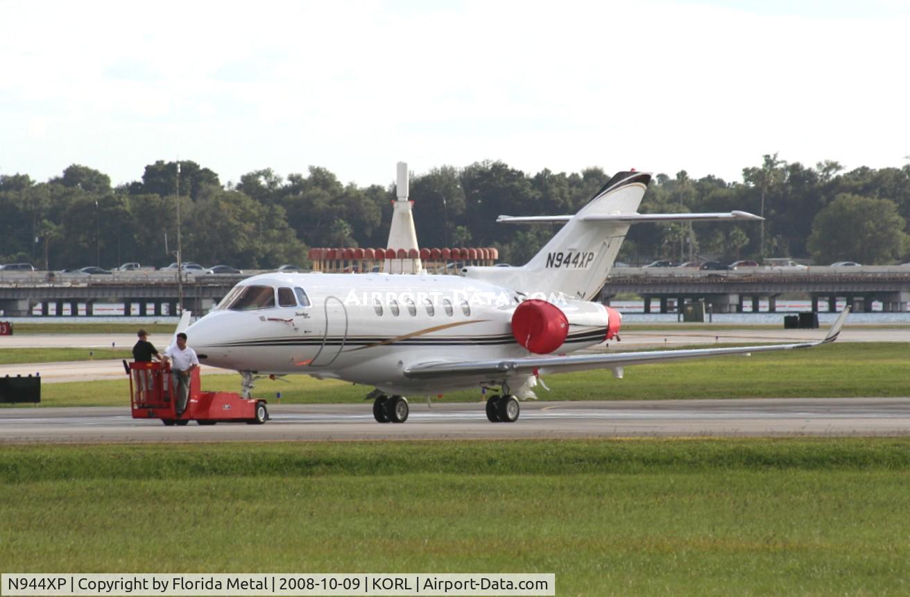 N944XP, 2008 Hawker Beechcraft 900XP C/N HA-0044, NBAA ORL 2008