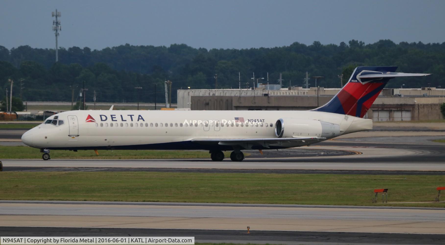 N945AT, 1999 Boeing 717-200 C/N 55008, ATL spotting 2016