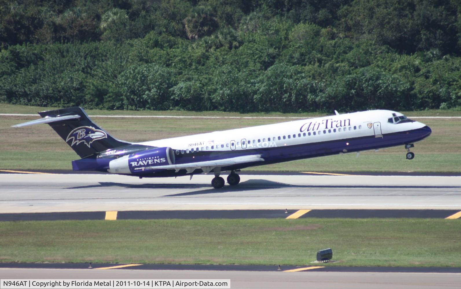 N946AT, 1999 Boeing 717-200 C/N 55009, TPA spotting 2011