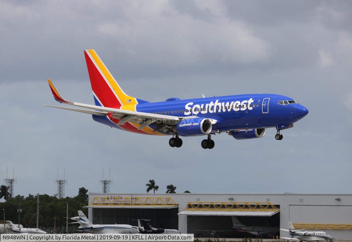 N948WN, 2010 Boeing 737-7H4 C/N 36662, FLL spotting 2019