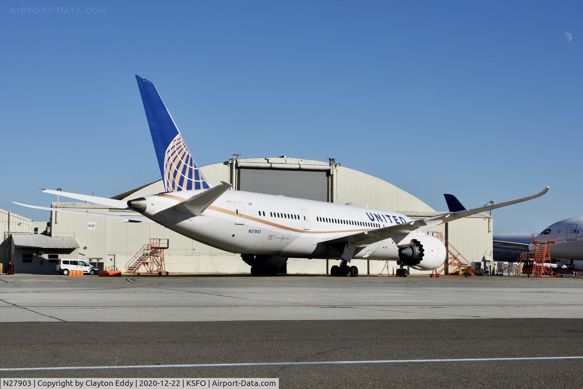 N27903, 2012 Boeing 787-8 Dreamliner C/N 34823, SFO 2020.