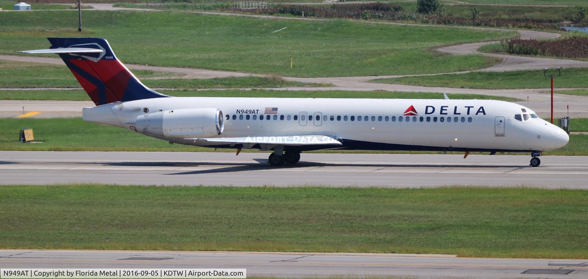 N949AT, 1999 Boeing 717-200 C/N 55003, DTW spotting 2016