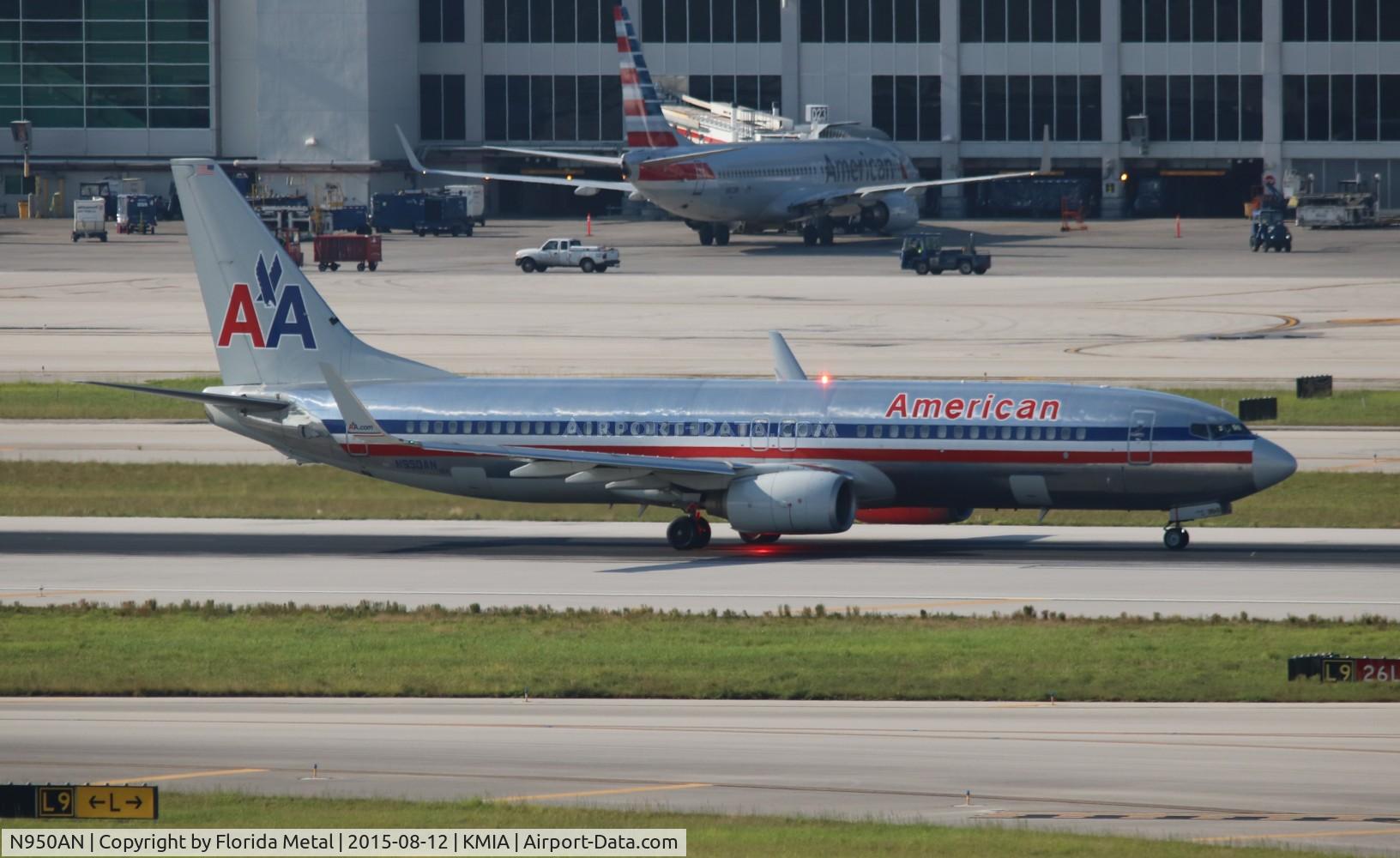 N950AN, 2000 Boeing 737-823 C/N 30087, MIA spotting 2015