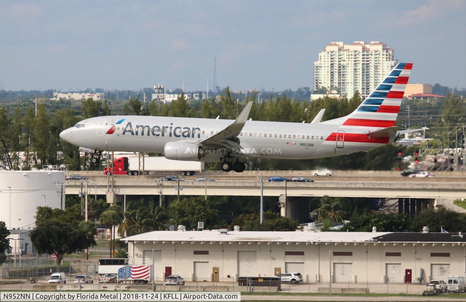 N952NN, 2014 Boeing 737-823 C/N 31196, FLL spotting 2018