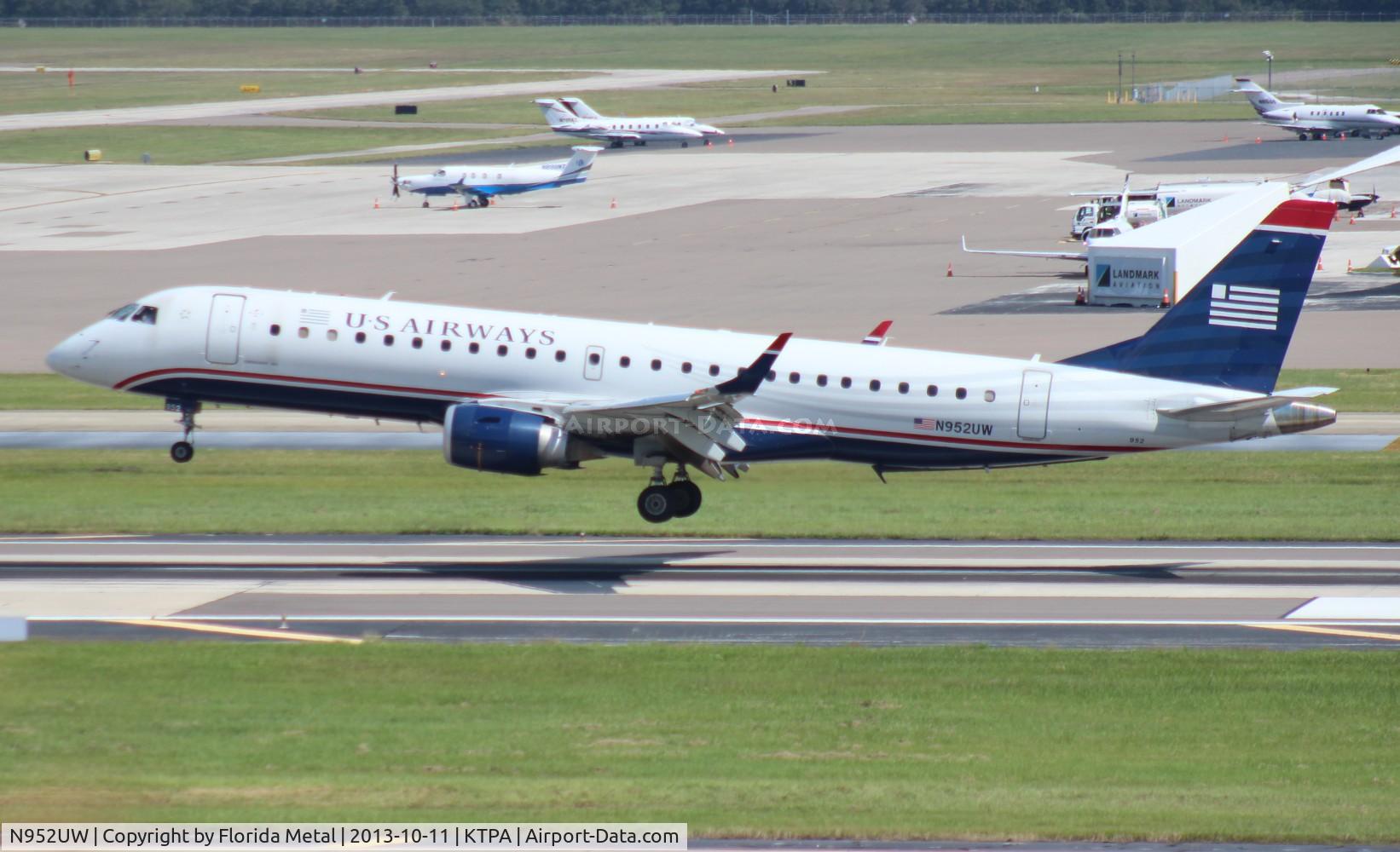 N952UW, 2007 Embraer ERJ-190-100 IGW 190AR C/N 19000119, TPA spotting 2013