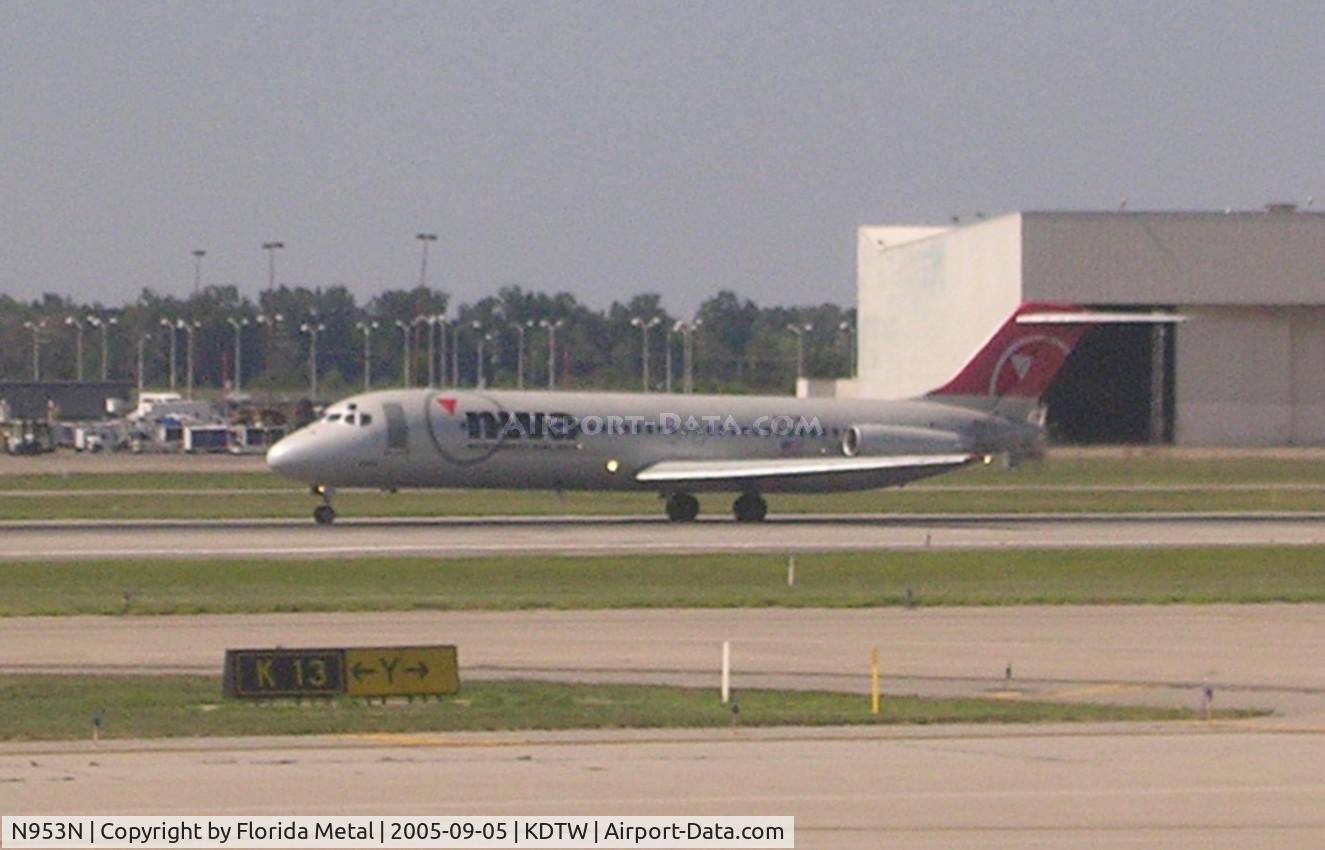 N953N, 1967 Douglas DC-9-31 C/N 47083, DTW spotting 2005