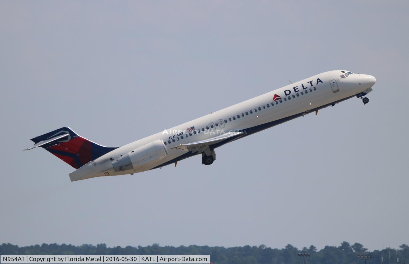 N954AT, 2000 Boeing 717-2BD C/N 55016, ATL spotting 2016