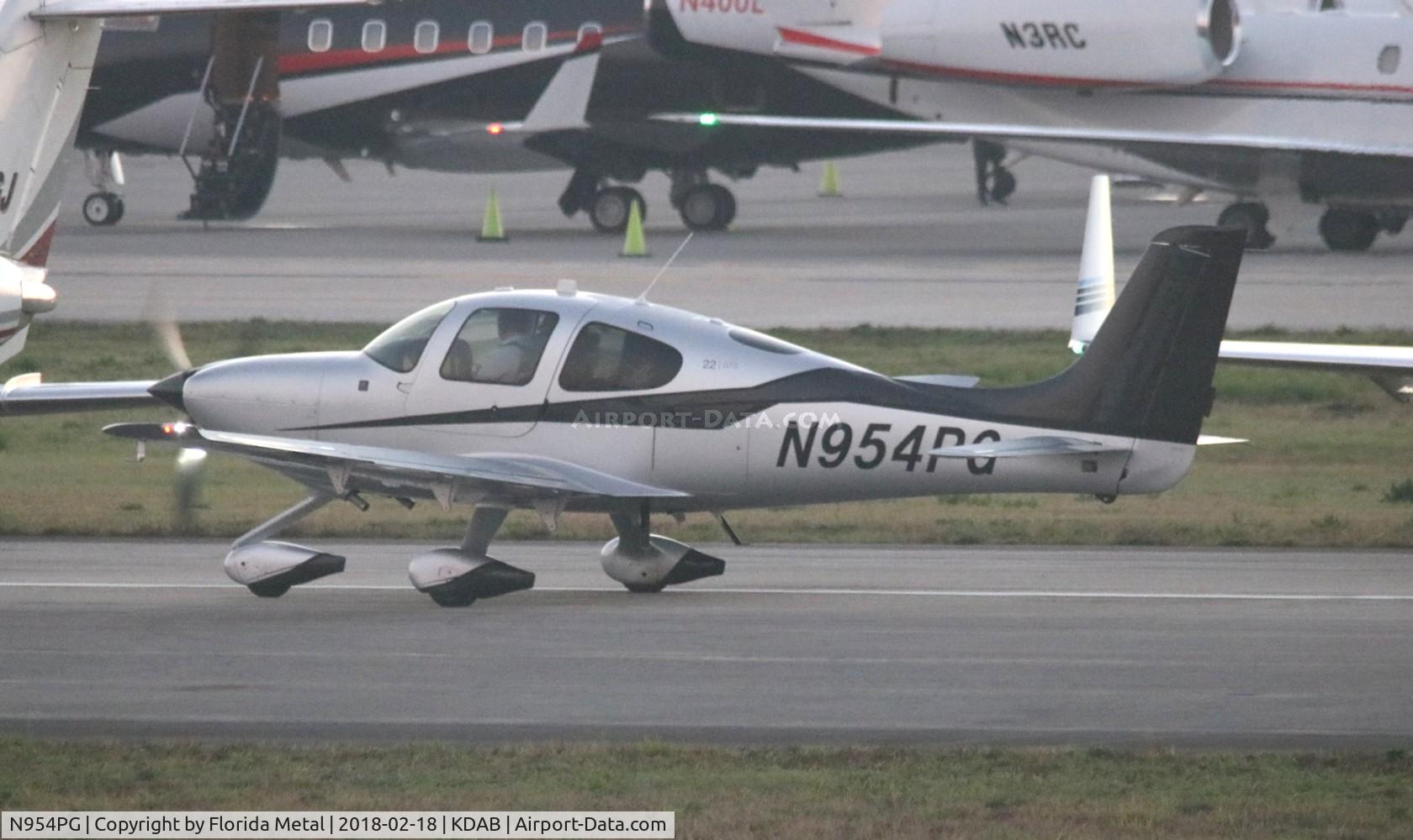 N954PG, 2015 Cirrus SR22 C/N 4256, DAB spotting 2018