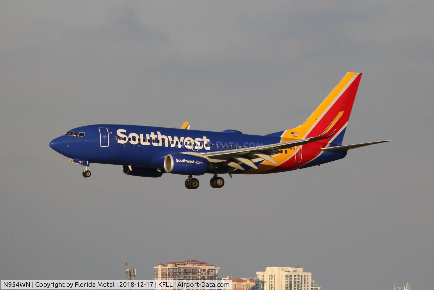 N954WN, 2010 Boeing 737-7H4 C/N 36669, FLL spotting 2018