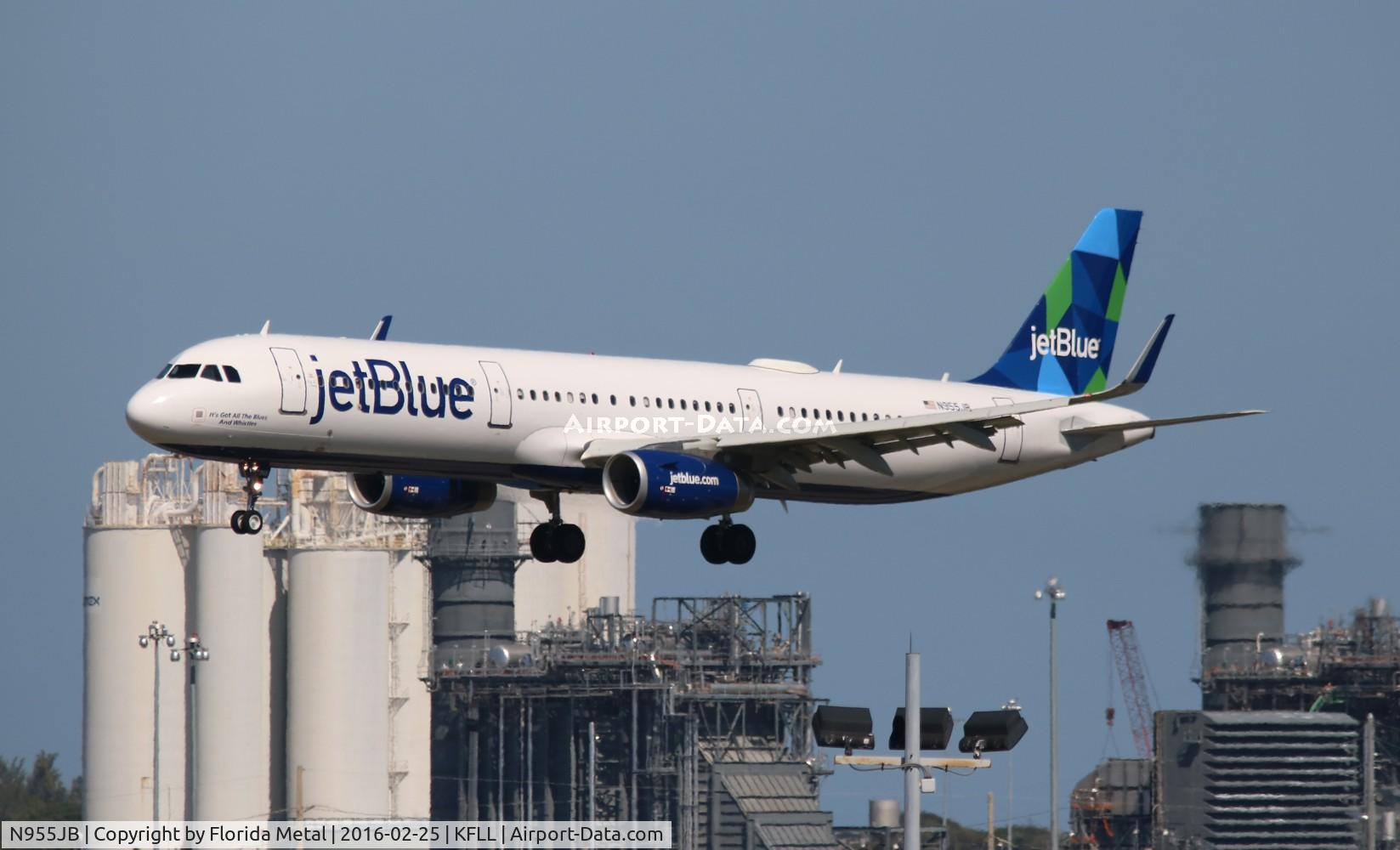 N955JB, 2015 Airbus A321-231 C/N 6757, FLL spotting 2016