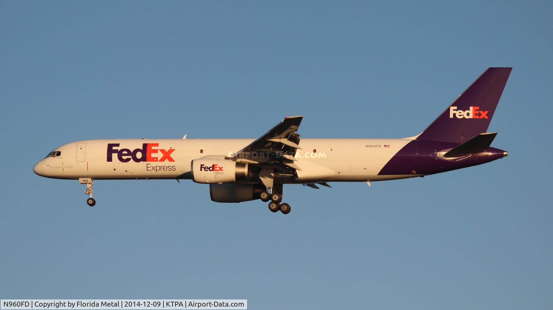 N960FD, 1992 Boeing 757-236F C/N 25593, TPA spotting 2014