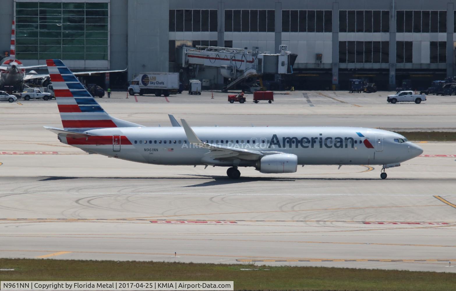 N961NN, 2014 Boeing 737-823 C/N 31205, MIA spotting 2017