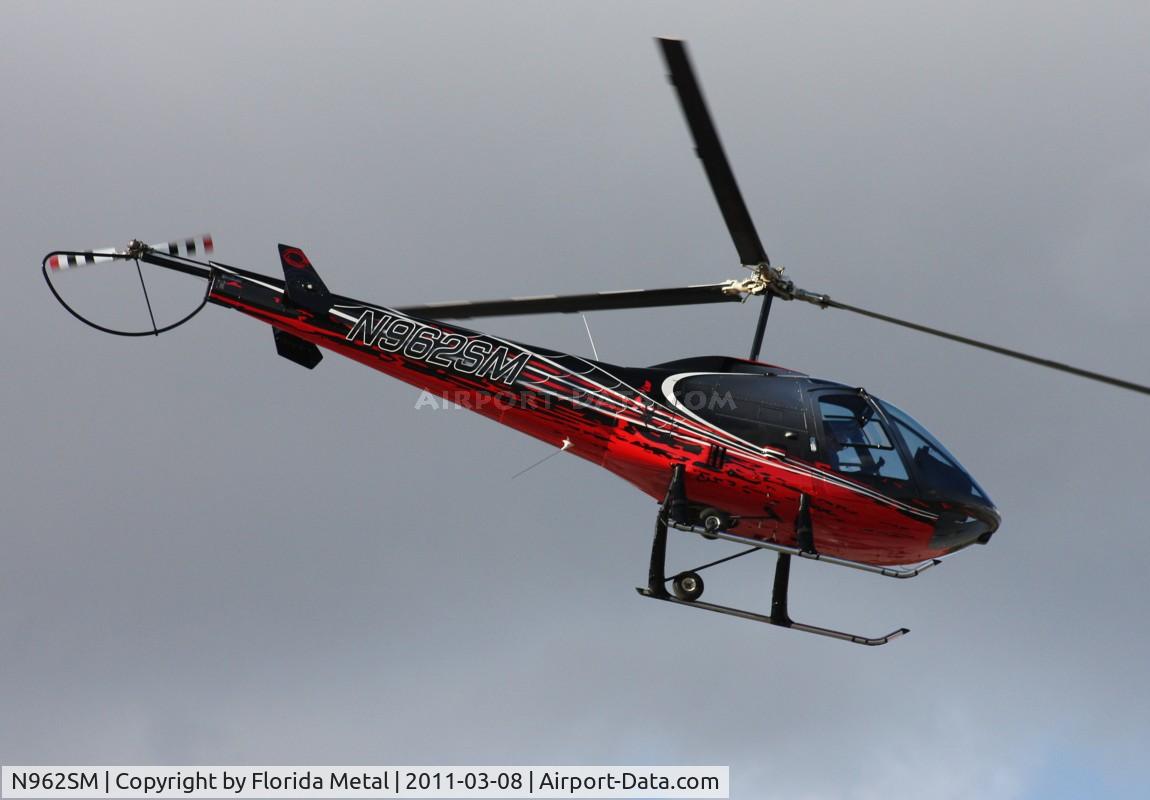 N962SM, 2007 Enstrom 280FX Shark C/N 2132, Heliexpo Orlando 2011